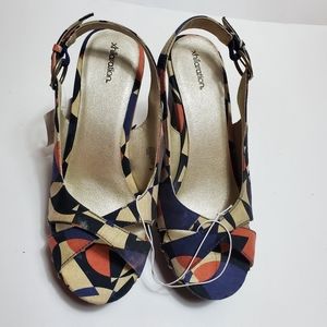 Xhilaration Tobbyn Platform Slingback Open Toe Heel, Multicolor, Sz 8.
